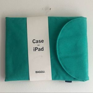 BAGGU TURQUOISE PADDED iPAD PROTECTIVE CASE NWT